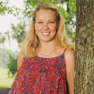 Meet your Posher, Hannah